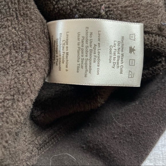 UGG Zip Up Hoodie, Brown, Size M. Excellent worn condition, like New!! - Picture 13 of 16